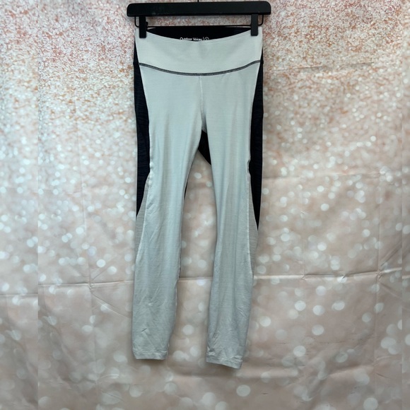 NEW Outdoor Voices TechSweat 7/8 Zoom Leggings, Cloud/Night/Coyote - Picture 2 of 12